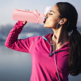 34Oz Glass Water Bottle Sports Water Bottle Motivational Water Bottle Water Intake Tracker Bottle with Straw Time Marker Silicone Sleeve Handle for Gy (Option: 32OZ_Pink)